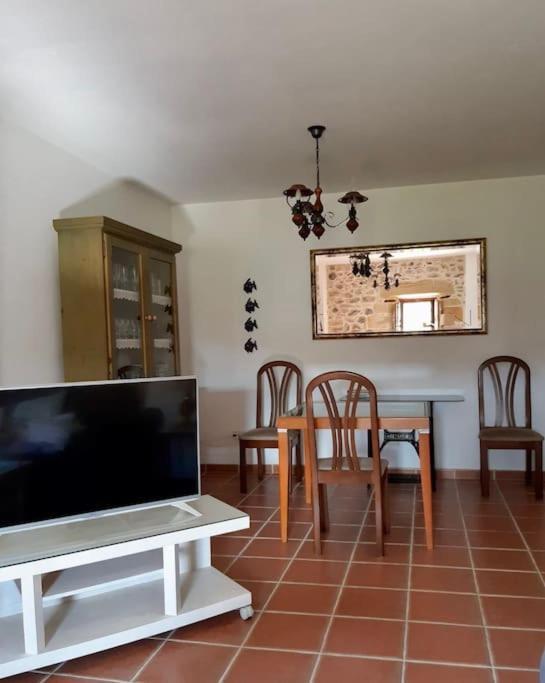 Appartement Solar Del Huyo à San Mamés de Meruelo Extérieur photo