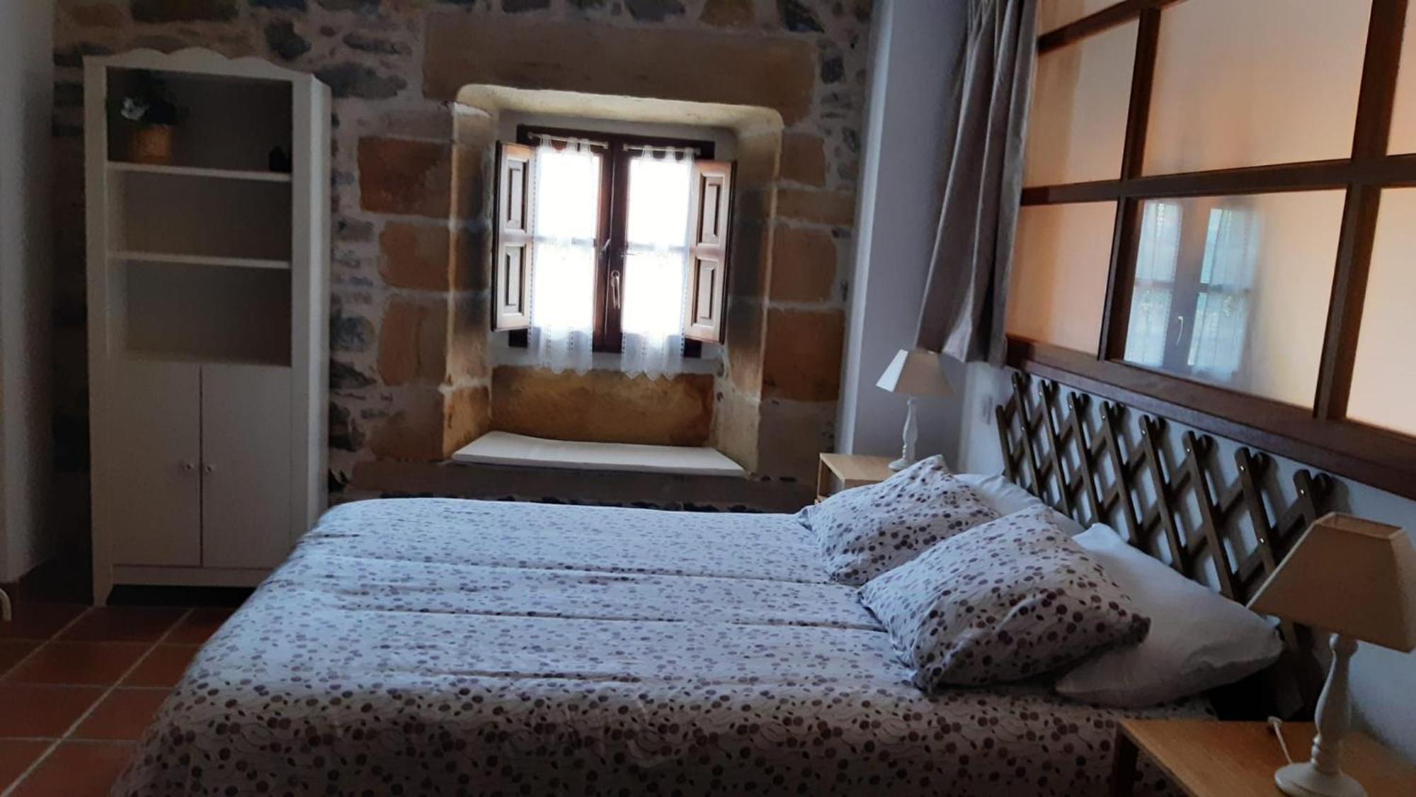 Appartement Solar Del Huyo à San Mamés de Meruelo Extérieur photo
