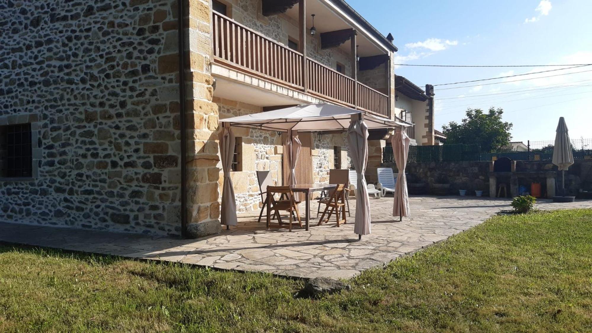 Appartement Solar Del Huyo à San Mamés de Meruelo Extérieur photo